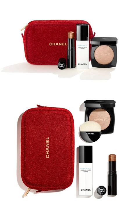 chanel bag with lipstick|Chanel makeup gift with purchase.